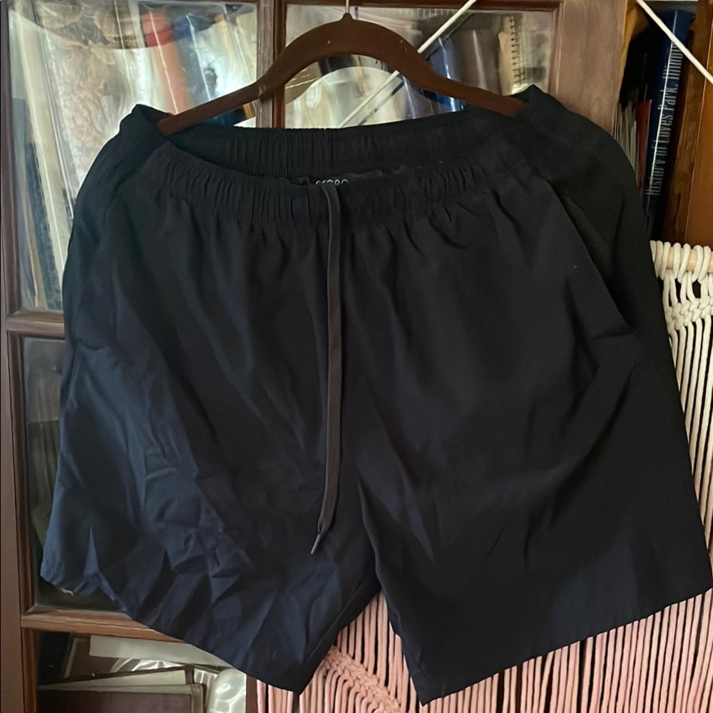 Black Athletic Shorts with Elastic Waistband